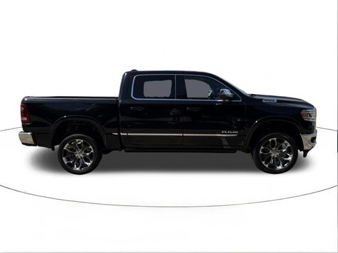 Used 2023 RAM 1500 Limited AWD/4WD image 2