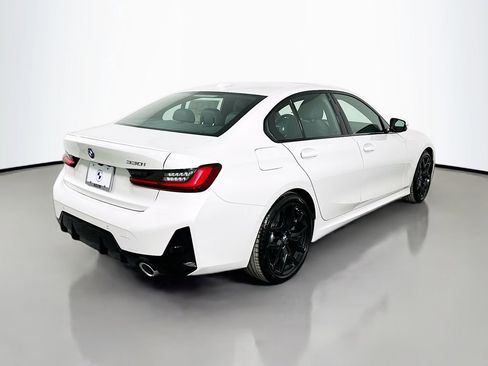 New 2026 BMW 330i Sedan w/ M Sport Package image 5