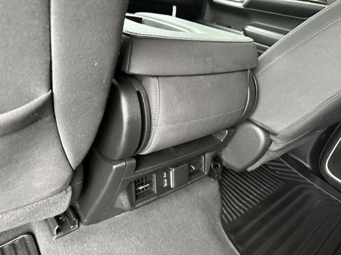 Used 2024 Chevrolet Silverado 1500 LT AWD/4WD image 14