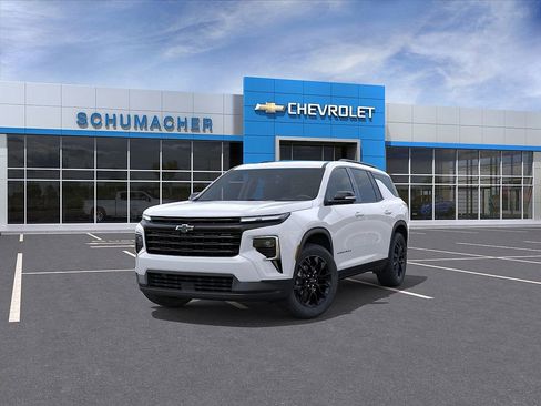 New 2026 Chevrolet Traverse LT image 8
