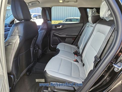 New 2026 Ford Escape SE image 6