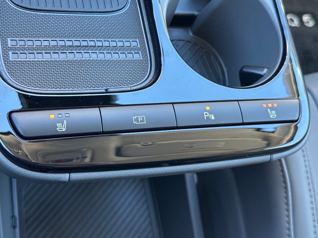 New 2026 Hyundai Ioniq 5 SEL AWD/4WD image 17