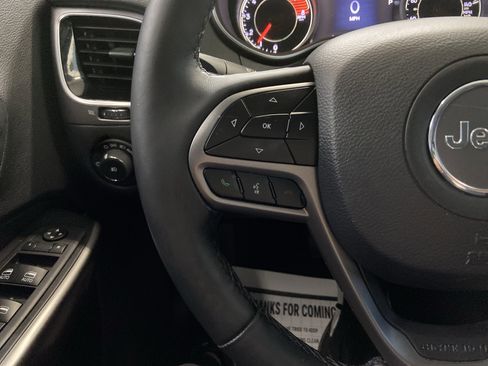 Certified 2019 Jeep Cherokee Limited image 21