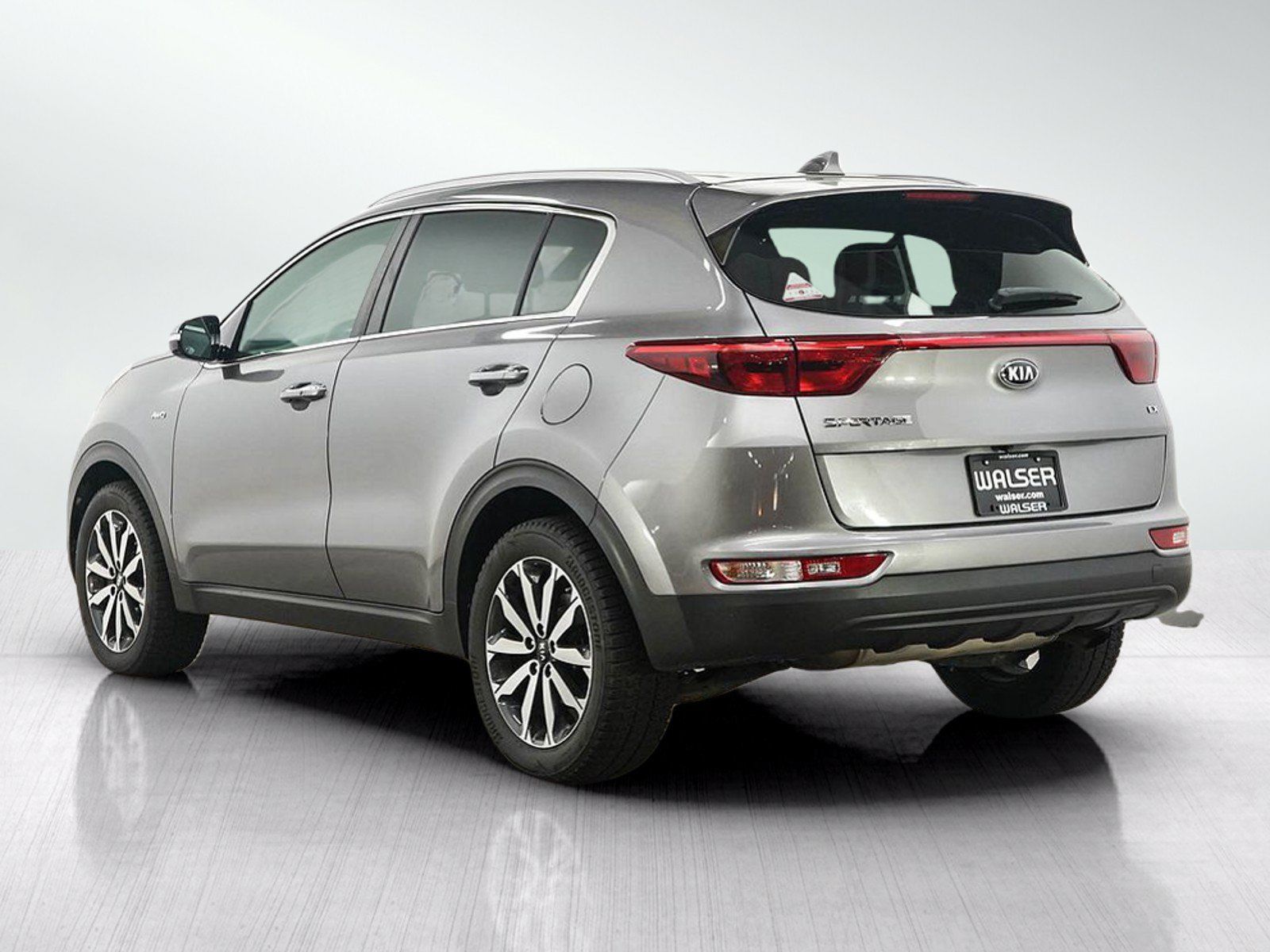 Used 2018 Kia Sportage EX AWD/4WD image 3