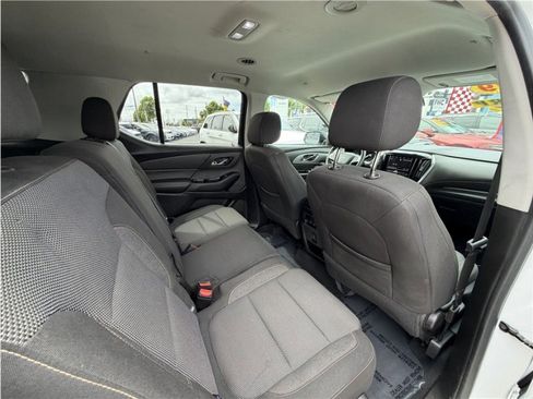 Used 2020 Chevrolet Traverse LS FWD image 26