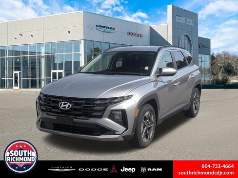 Used 2025 Hyundai Tucson SEL FWD image 1