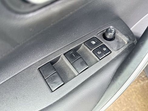 Used 2020 Toyota Corolla SE image 13