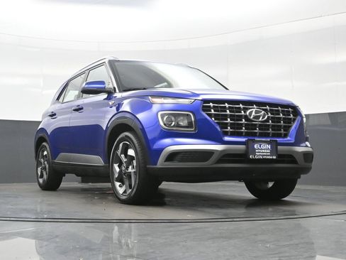 Certified 2026 Hyundai Venue SEL FWD image 33