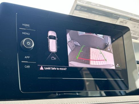 Certified 2025 Volkswagen Taos S FWD image 25