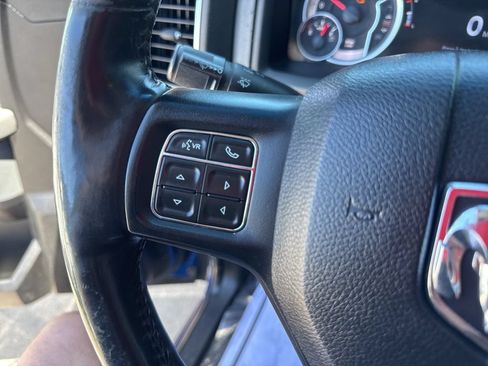 Used 2015 RAM 1500 Classic SLT w/ Luxury Group AWD/4WD image 18