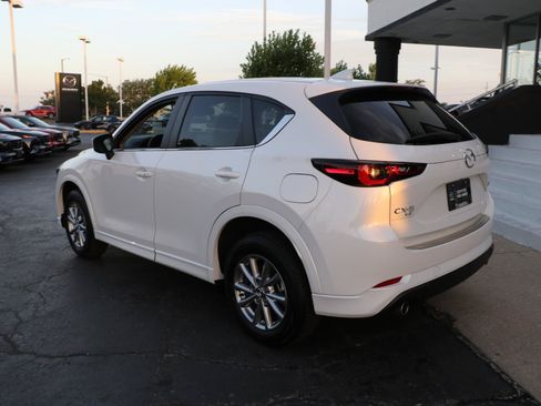 Used 2025 MAZDA CX-5 AWD 2.5 S w/ Preferred Package image 3