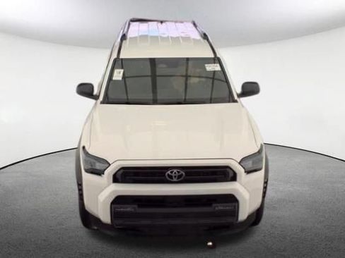 Used 2025 Toyota 4Runner SR5 AWD/4WD image 2