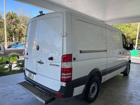 Used 2013 Mercedes-Benz Sprinter 2500 image 6