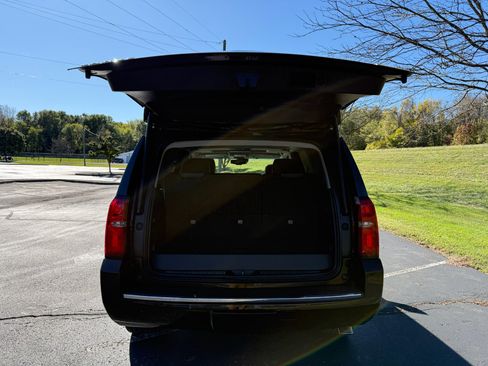 Used 2017 Chevrolet Tahoe Premier image 17