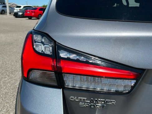 Used 2021 Mitsubishi Outlander Sport SE AWD/4WD image 52