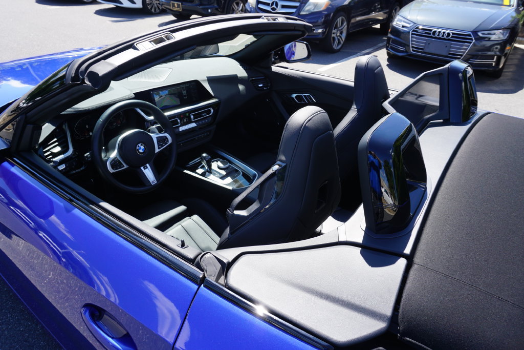 Used 2026 BMW Z4 sDrive30i RWD image 12
