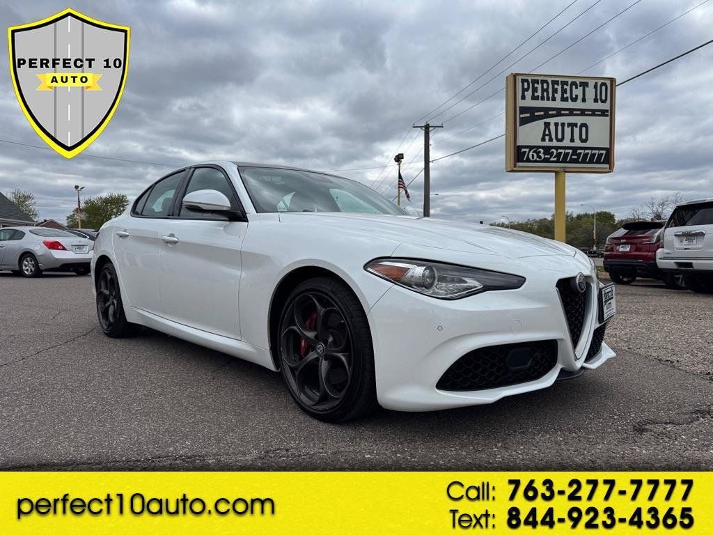 Used 2018 Alfa Romeo Giulia Ti Sport w/ Quick Order Package 22S Sport AWD/4WD image 1