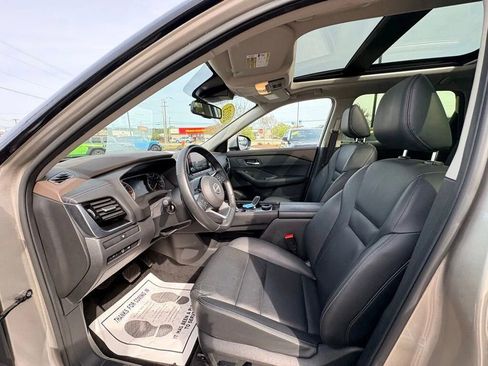 Used 2023 Nissan Rogue SL AWD/4WD image 21