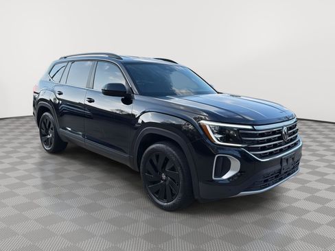 Used 2024 Volkswagen Atlas SE image 7