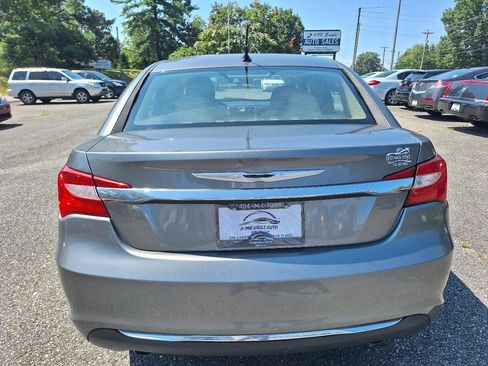Used 2013 Chrysler 200 Limited w/ Sun/Sound Group FWD image 7
