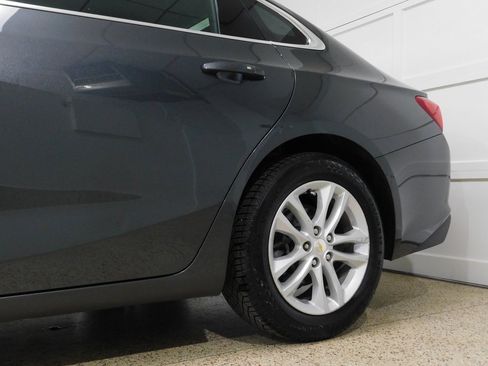 Used 2018 Chevrolet Malibu LT image 22