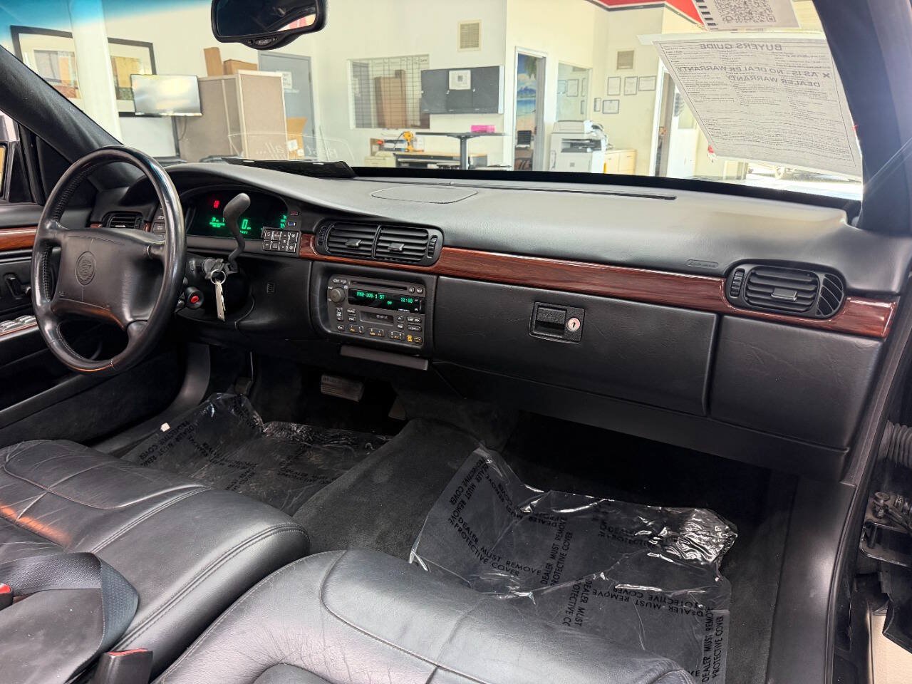 Used 1998 Cadillac De Ville FWD image 18
