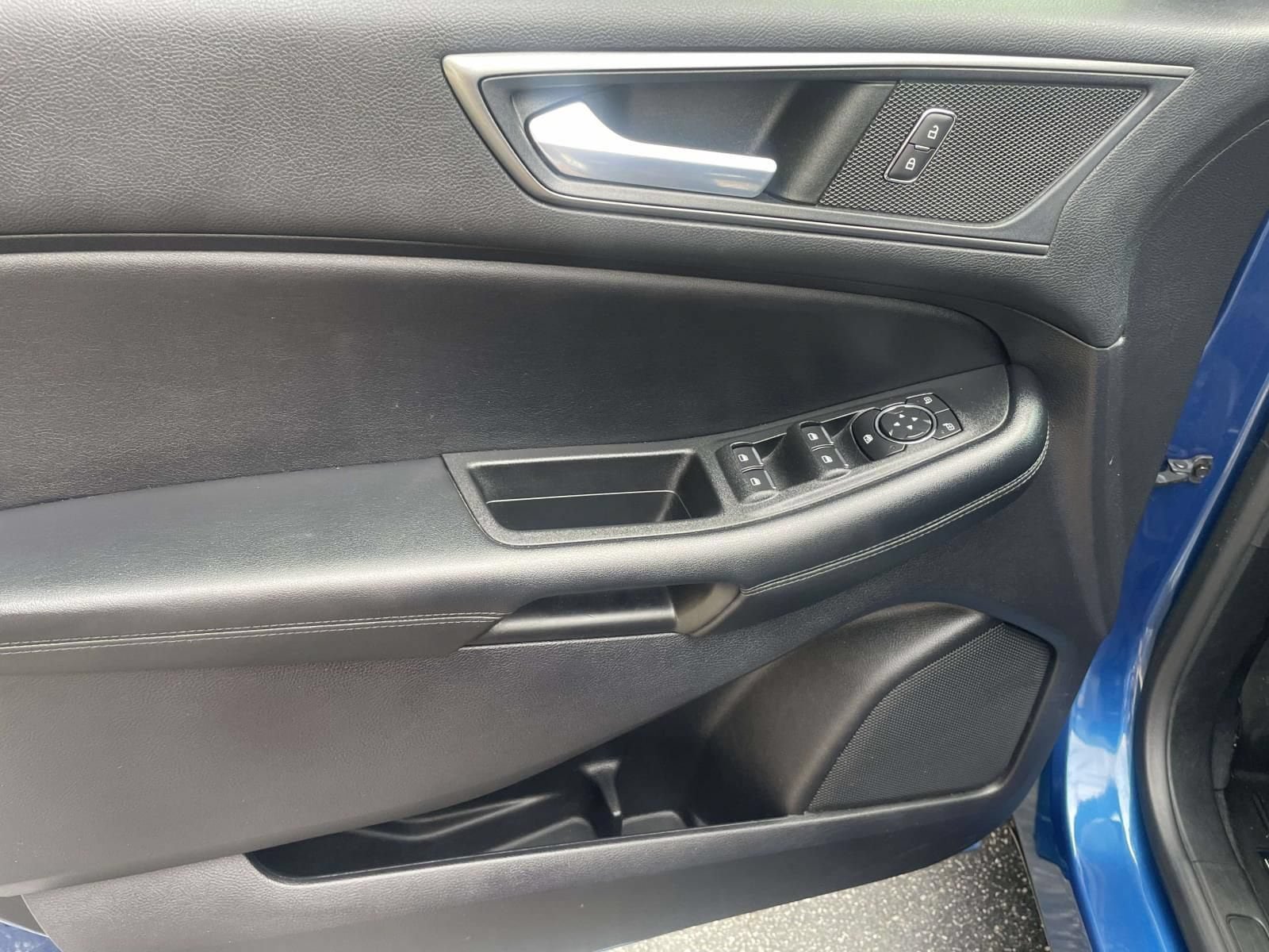 Used 2022 Ford Edge SE AWD/4WD image 15