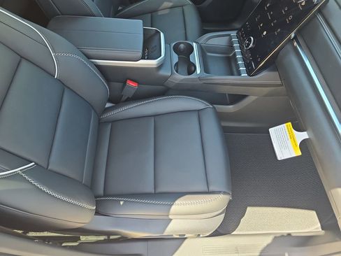 New 2026 GMC Terrain Denali AWD/4WD image 10