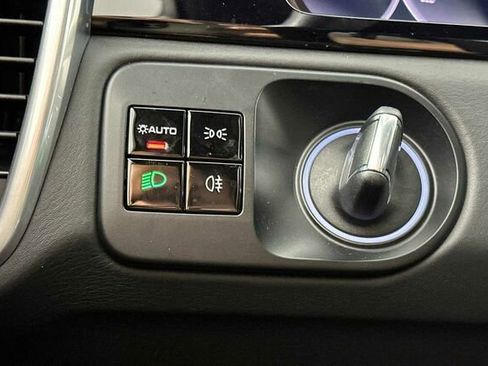 Used 2019 Porsche Cayenne Turbo image 30