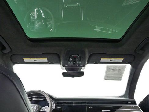 Used 2022 Audi RS Q8 AWD/4WD image 21
