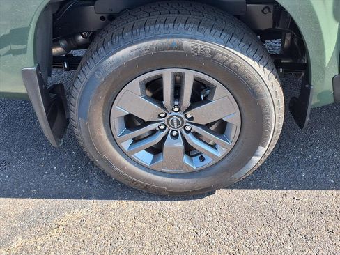 New 2025 Nissan Frontier SV w/ SV Convenience Package image 7