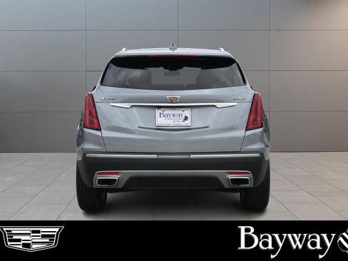 Used 2024 Cadillac XT5 Premium Luxury FWD image 6