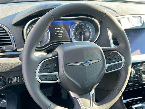 Used 2023 Chrysler 300 Touring w/ Sport Appearance Package RWD image 11