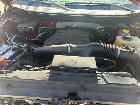 Used 2014 Ford F150 XLT w/ Equipment Group 302A Luxury image 12