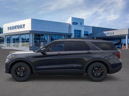 New 2026 Ford Explorer Tremor image 3