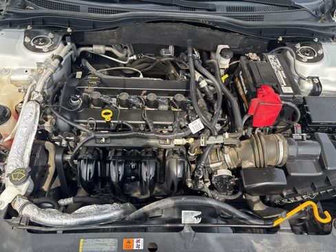 Used 2012 Ford Fusion SE FWD image 36