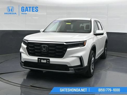Certified 2023 Honda Pilot EX-L image 5
