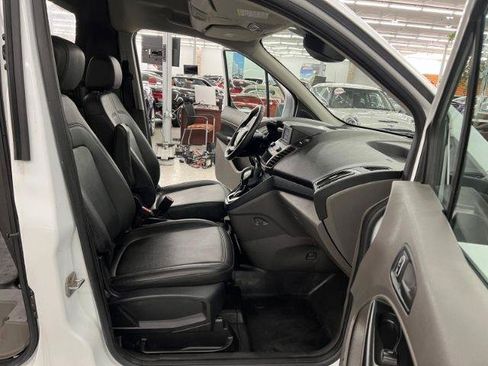 Used 2022 Ford Transit Connect XL FWD image 23