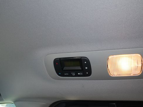 Used 2019 Honda Odyssey EX-L image 27