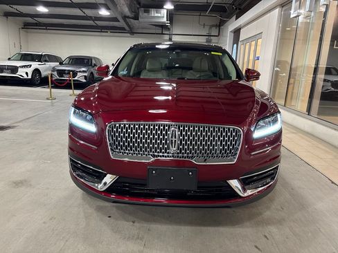 Used 2019 Lincoln Nautilus Reserve AWD/4WD image 5