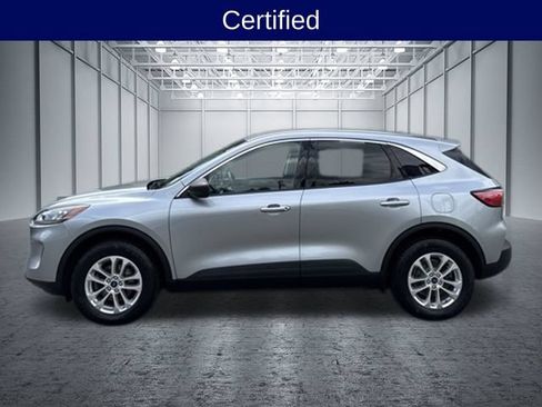 Certified 2022 Ford Escape SE w/ Cold Weather Package AWD/4WD image 3