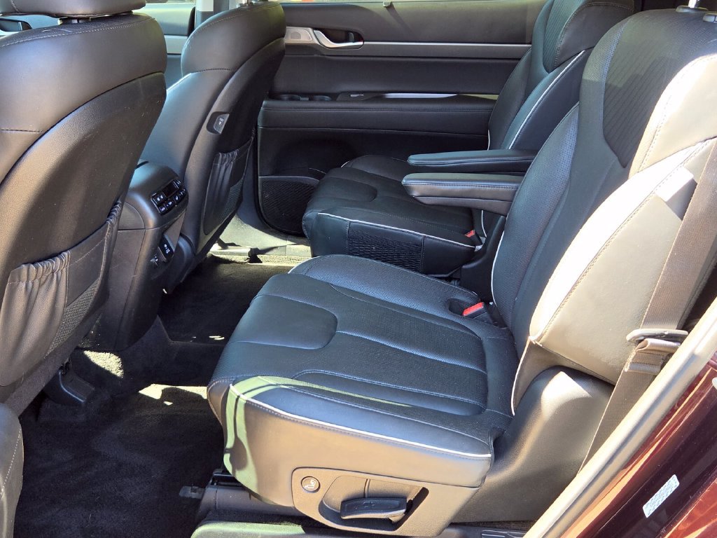 Used 2024 Hyundai Palisade SEL w/ Premium Package FWD image 13