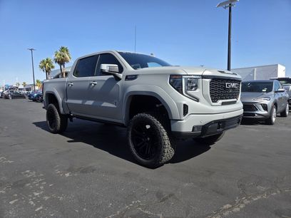 New 2025 GMC Sierra 1500 AT4 w/ AT4 Premium Package