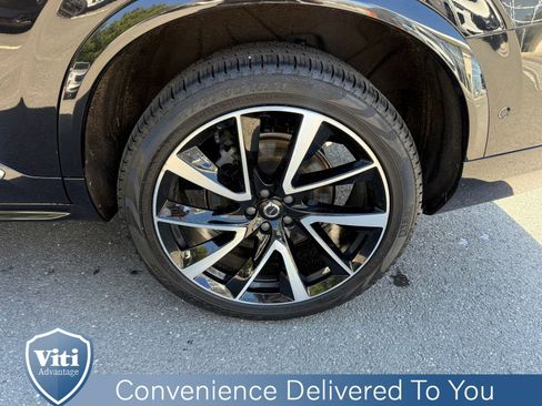 Certified 2023 Volvo XC90 B6 Plus w/ Protection Package Premier AWD/4WD image 13