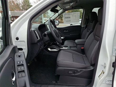 New 2026 Nissan Frontier SV w/ SV Convenience Package image 5