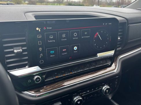 Used 2025 GMC Sierra 1500 Elevation w/ Preferred Package image 31