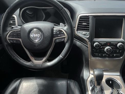 Used 2017 Jeep Grand Cherokee Limited image 20