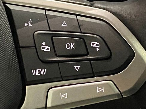 New 2026 Volkswagen Tiguan SE AWD/4WD image 13