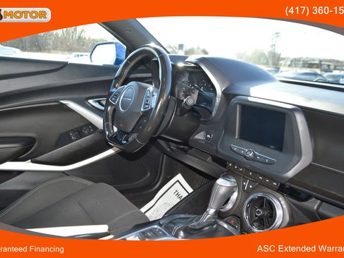 Used 2018 Chevrolet Camaro LT image 25