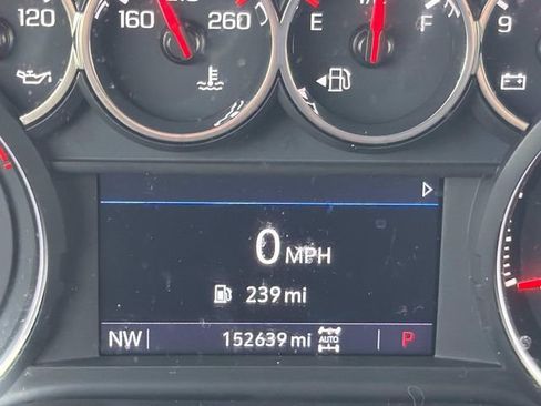 Used 2021 Chevrolet Silverado 1500 LT Trail Boss w/ Bed Protection Package image 23